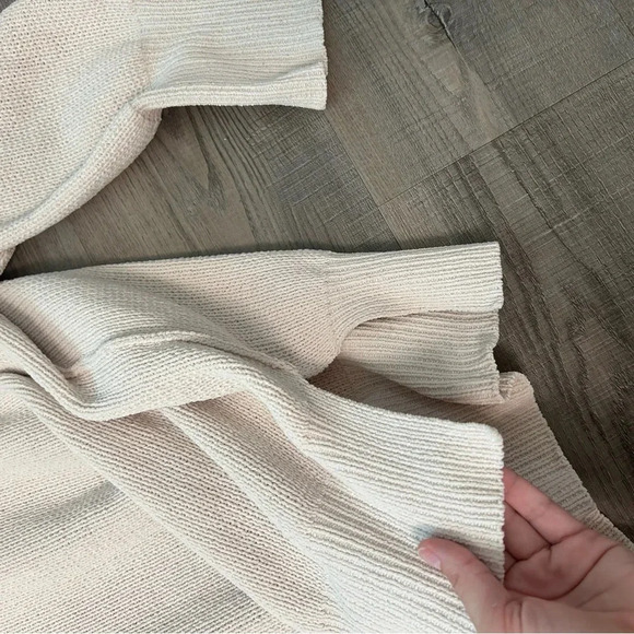 Abercrombie knit sweater - Picture 5 of 7